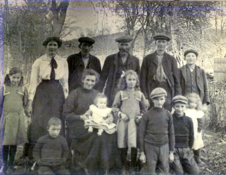 Emslie Family, Newfarm, Keig