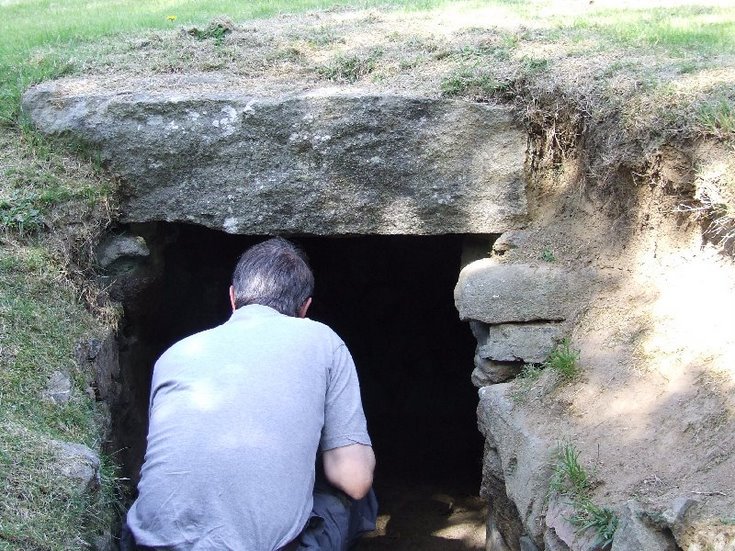 Entrance to Culsh Souterrain