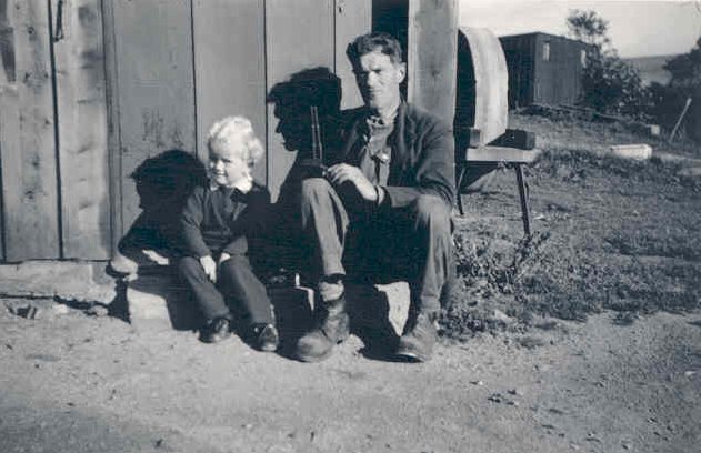 Jimmy Cobb and 'Little' John at Shannoch