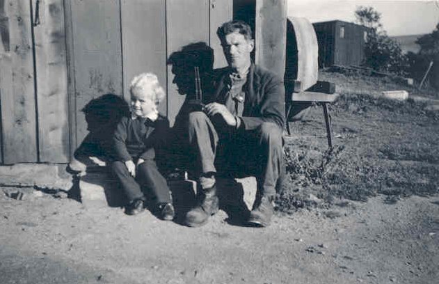 Jimmy Cobb and  'Little' John at Shannoch