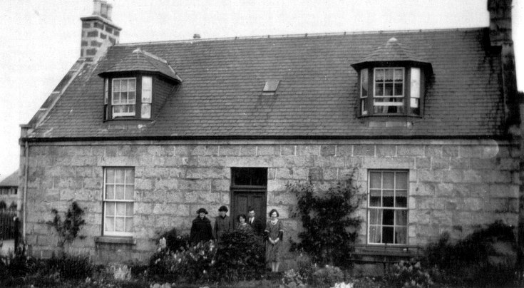 The Davidson family at Lilac Cottage