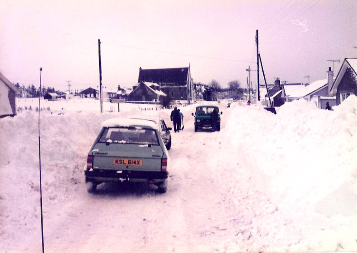 Aberdeen Road, Alford under snow